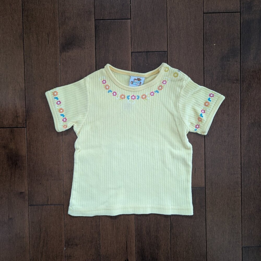 4/$25 KIDS DITSY FLORAL DETAIL VINTAGE TSHIRT